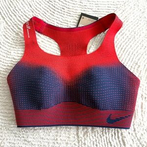 Nike Swoosh Bra High Support DQ5119-677 Sz M